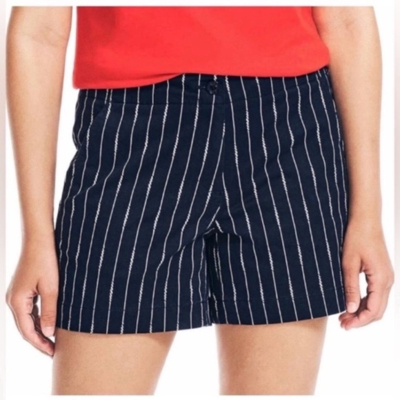 Nautica Midweight Twill Shorts size 6 NWT - Picture 3 of 5